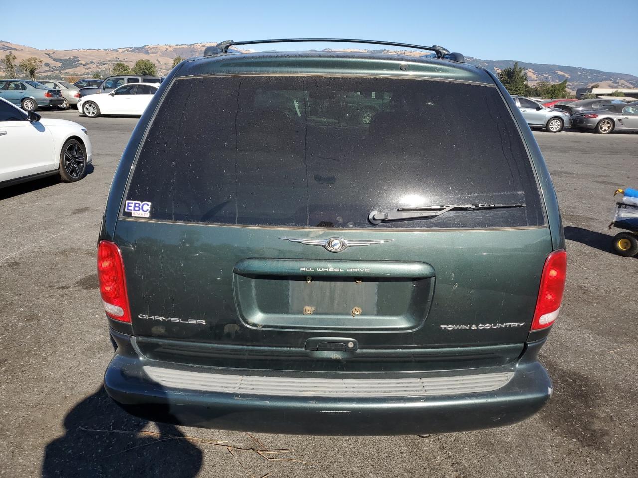 2000 CHRYSLER TOWN & COU - 1C4GT64L0YB620358 — photo 6