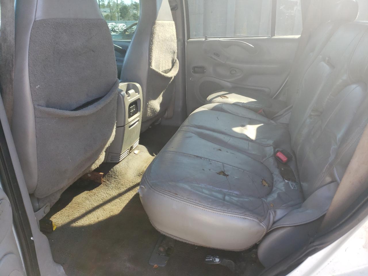 2000 FORD EXPEDITION - 1FMRU1562YLA42433 — photo 6