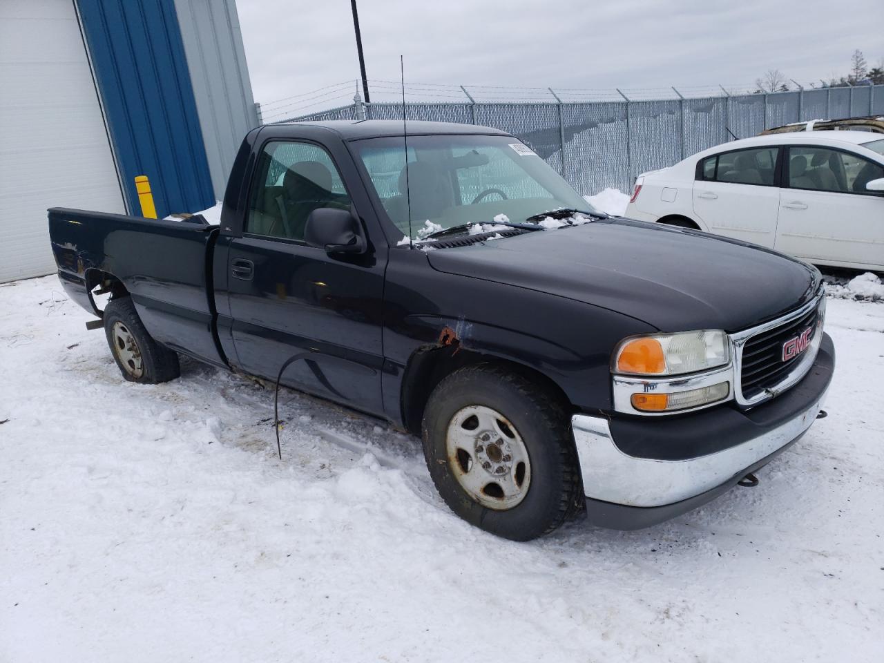 2000 GMC NEW SIERRA - 1GTEC14W7YE295498 — photo 4