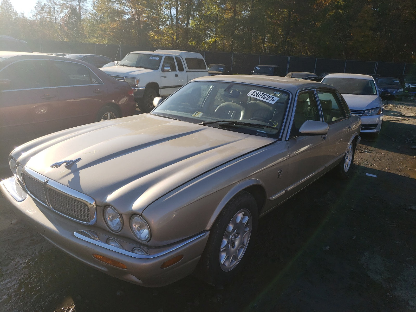 2000 JAGUAR XJ8 L - SAJDA23C7YLF16807 — photo 2
