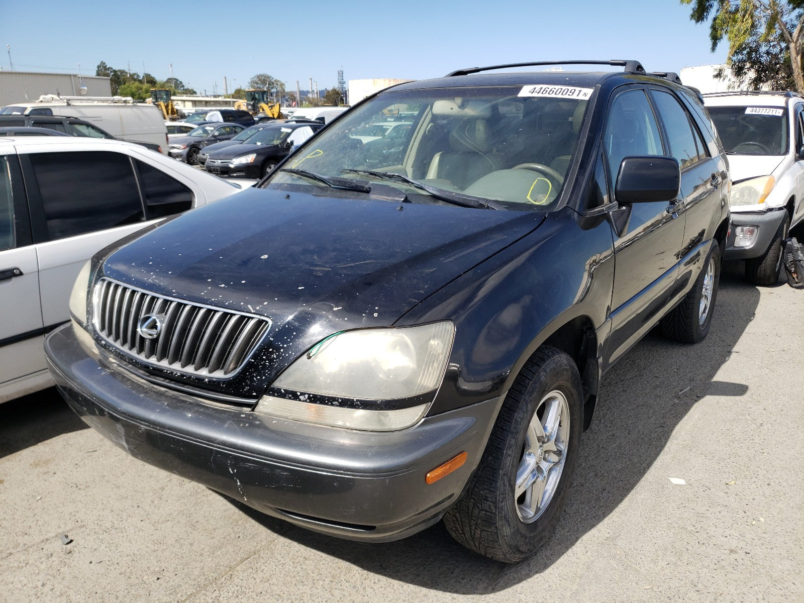 2000 LEXUS RX 300 - JT6HF10U9Y0165056 — photo 2