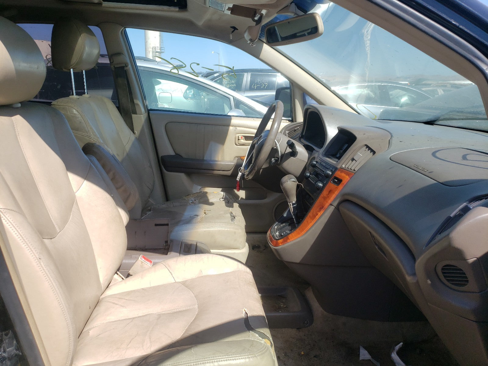 2000 LEXUS RX 300 - JT6HF10U9Y0165056 — photo 5