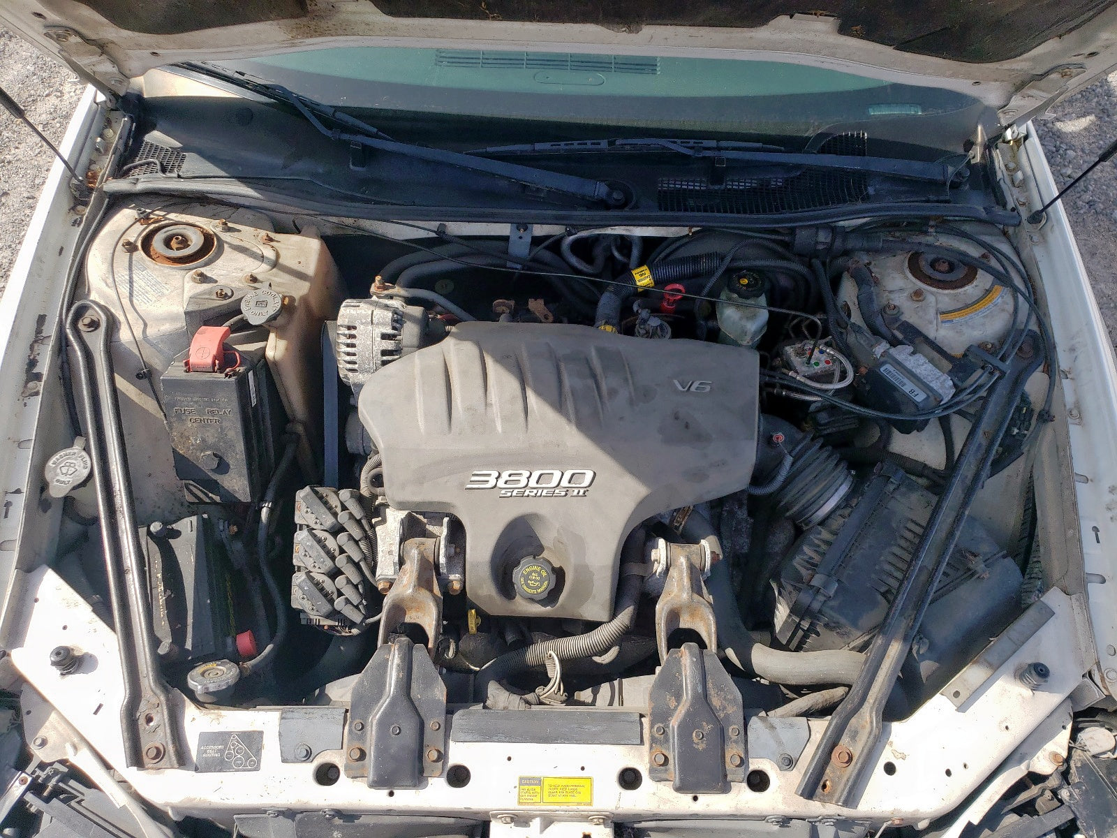 2000 PONTIAC GRAND PRIX - 1G2WP12K1YF102236 — photo 7