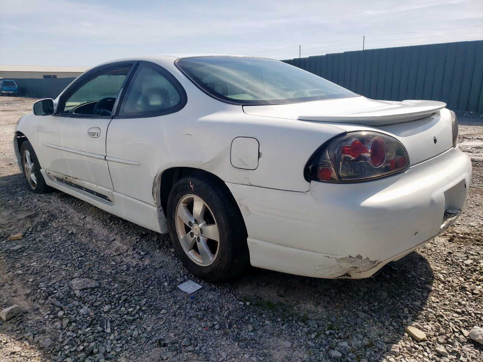 2000 PONTIAC GRAND PRIX - 1G2WP12K1YF102236 — photo 9