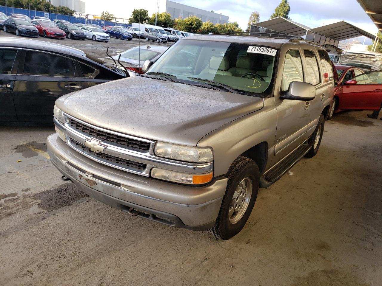 2001 CHEVROLET TAHOE K150 - 1GNEK13T41J135626 — photo 2