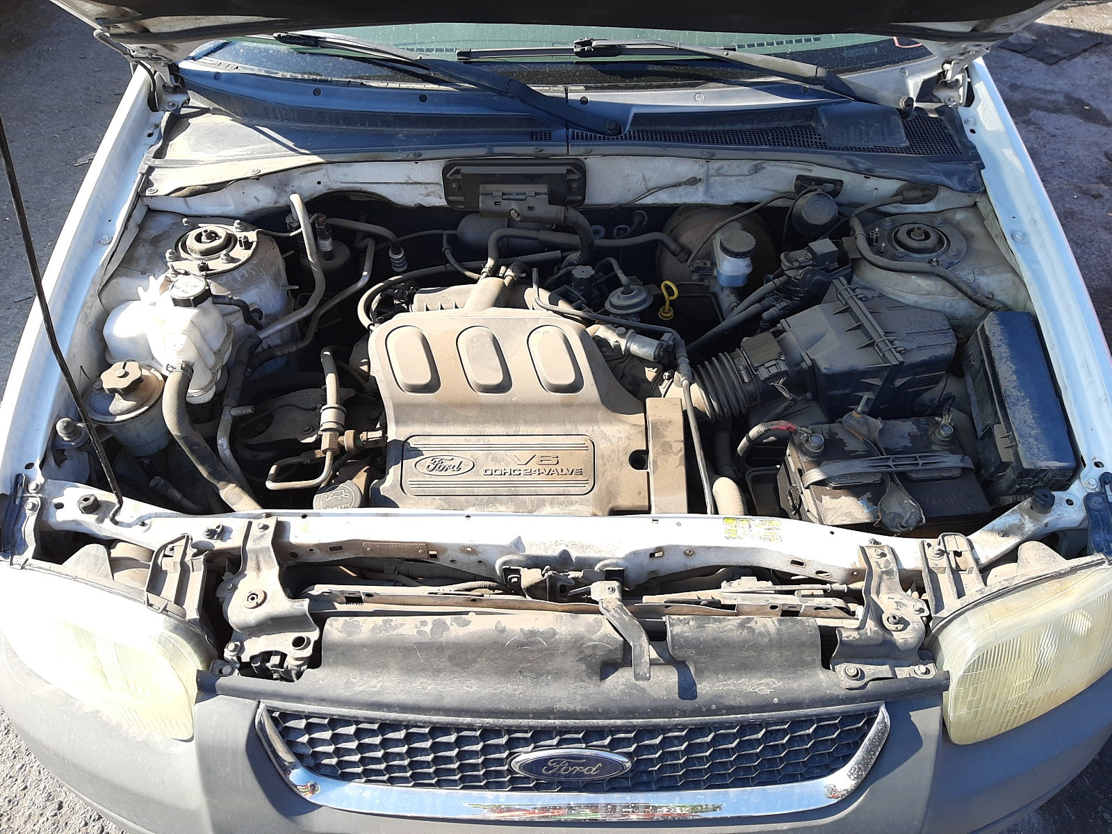 2001 FORD ESCAPE XLS - 1FMYU01161KA89685 — photo 7