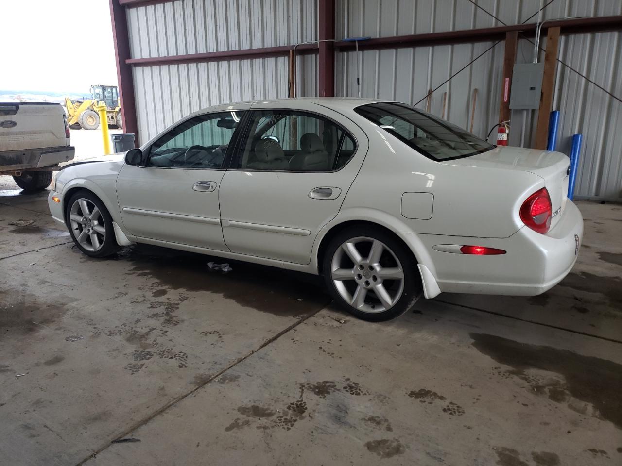 2001 NISSAN MAXIMA GXE - JN1CA31A81T316445 — photo 2