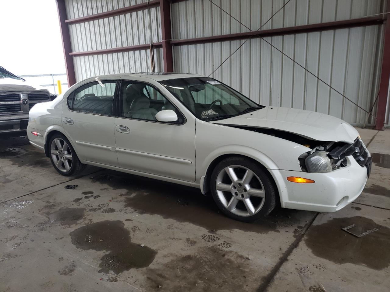 2001 NISSAN MAXIMA GXE - JN1CA31A81T316445 — photo 4