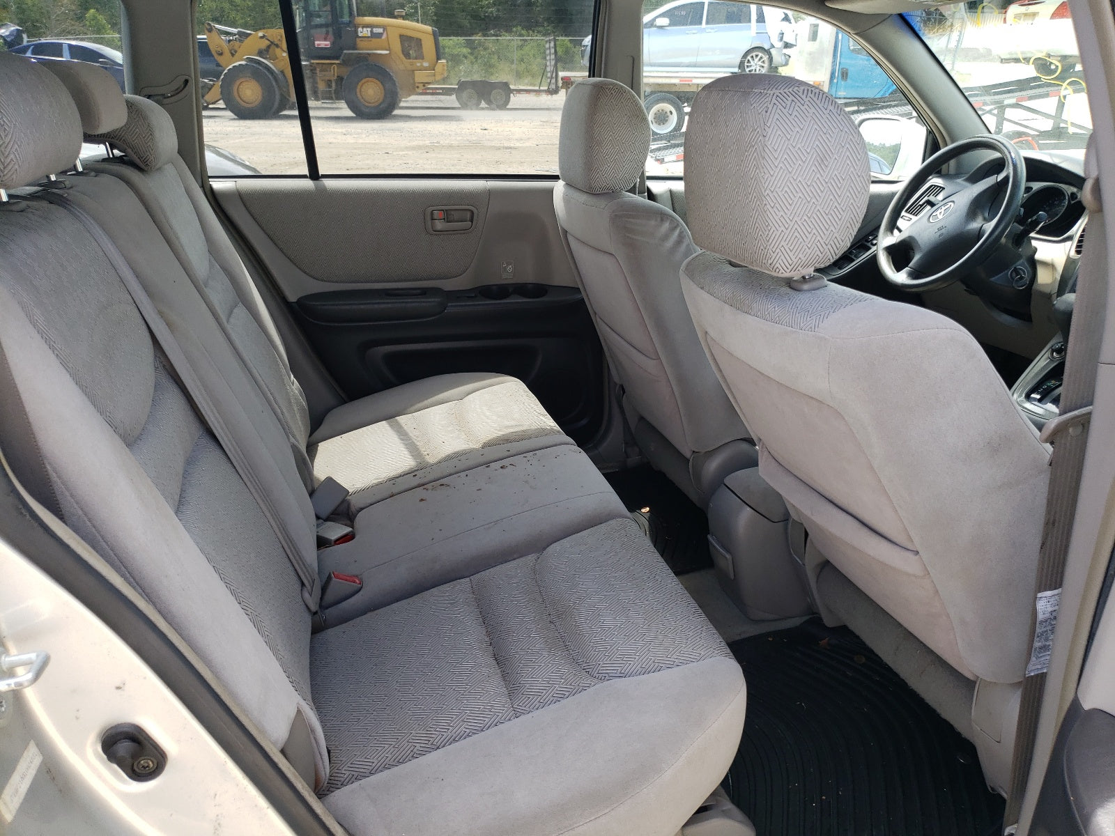 2001 TOYOTA HIGHLANDER - JTEGF21A010024831 — photo 6