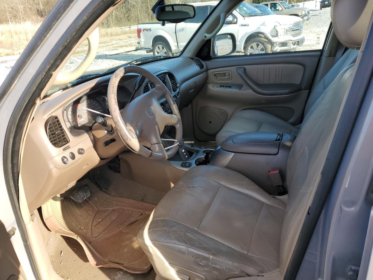 2001 TOYOTA SEQUOIA LI - 5TDZT38A11S011424 — photo 7