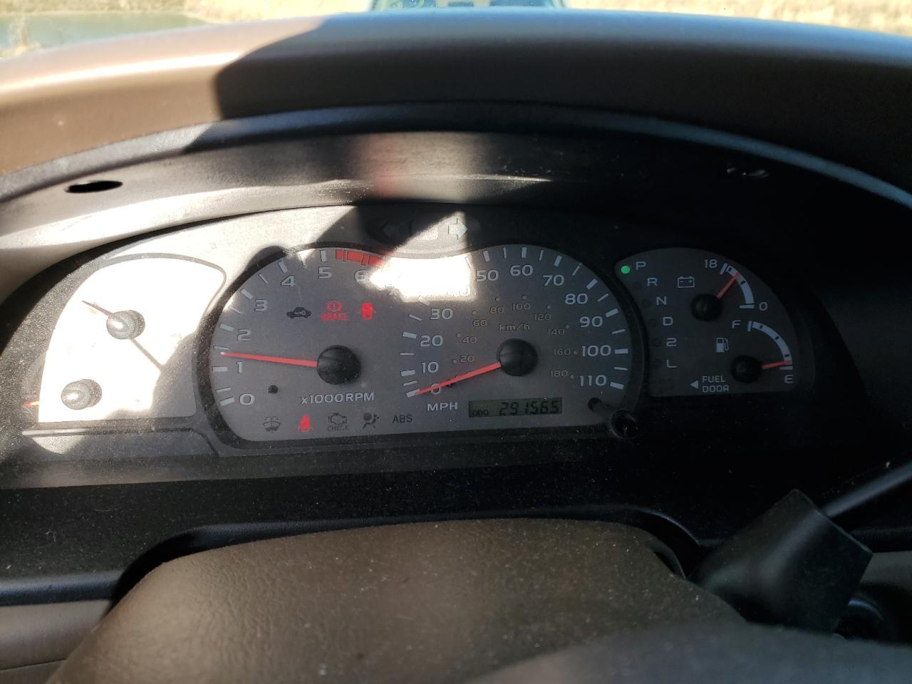 2001 TOYOTA SEQUOIA LI - 5TDZT38A11S011424 — photo 9
