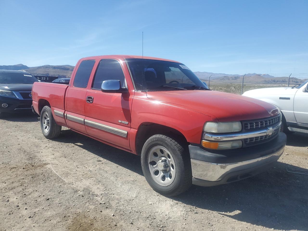 2002 CHEVROLET SILVERADO - 2GCEC19V721390829 — photo 3