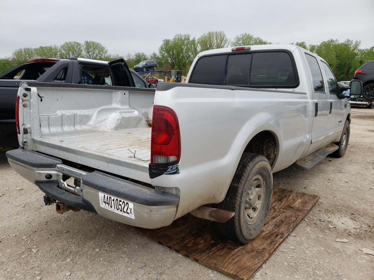 2002 FORD F350 SRW S - 1FTSW30FX2EA92625 — photo 4