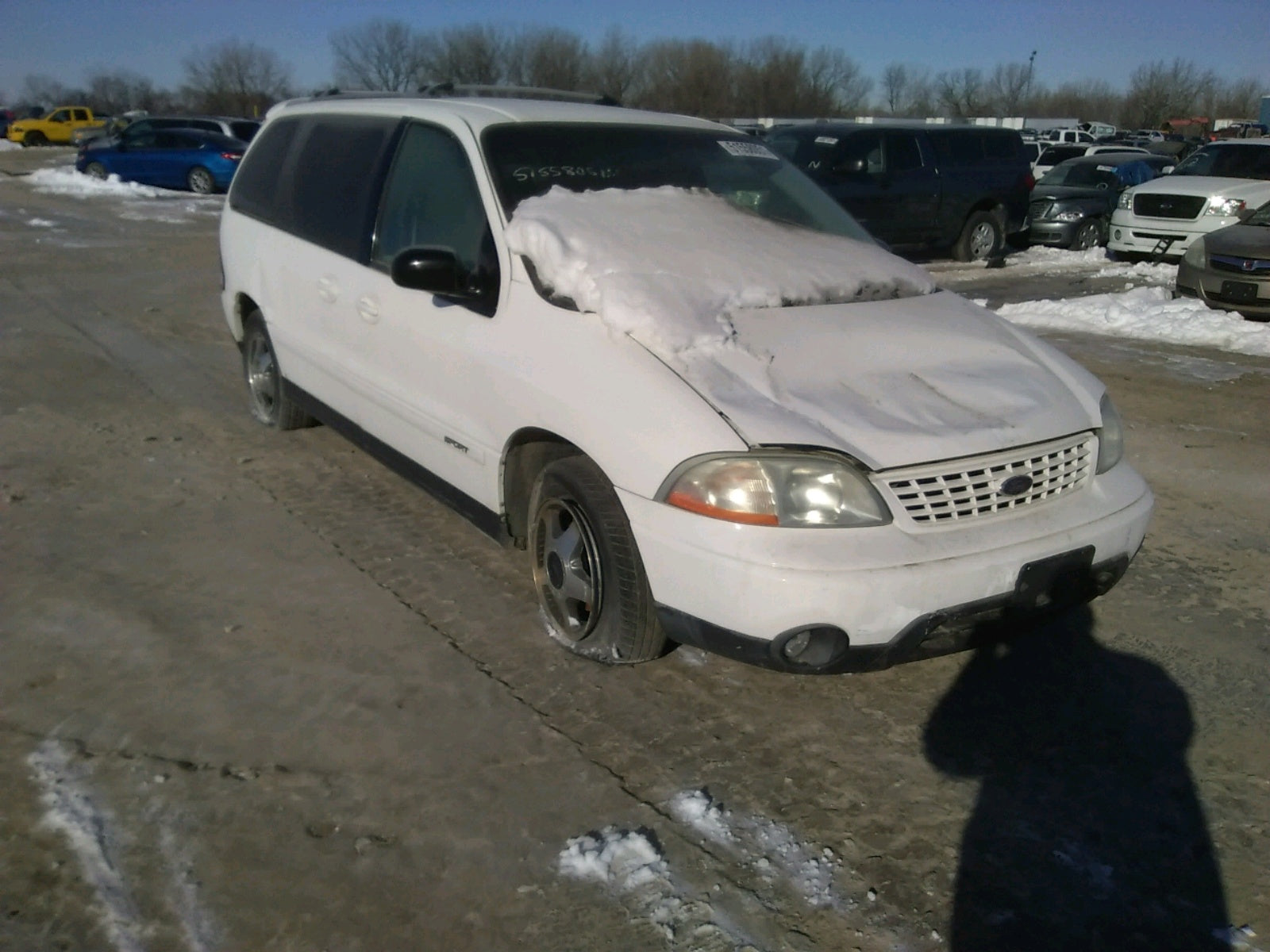 2002 FORD WINDSTAR S - 2FMZA574X2BB85617 — photo 1