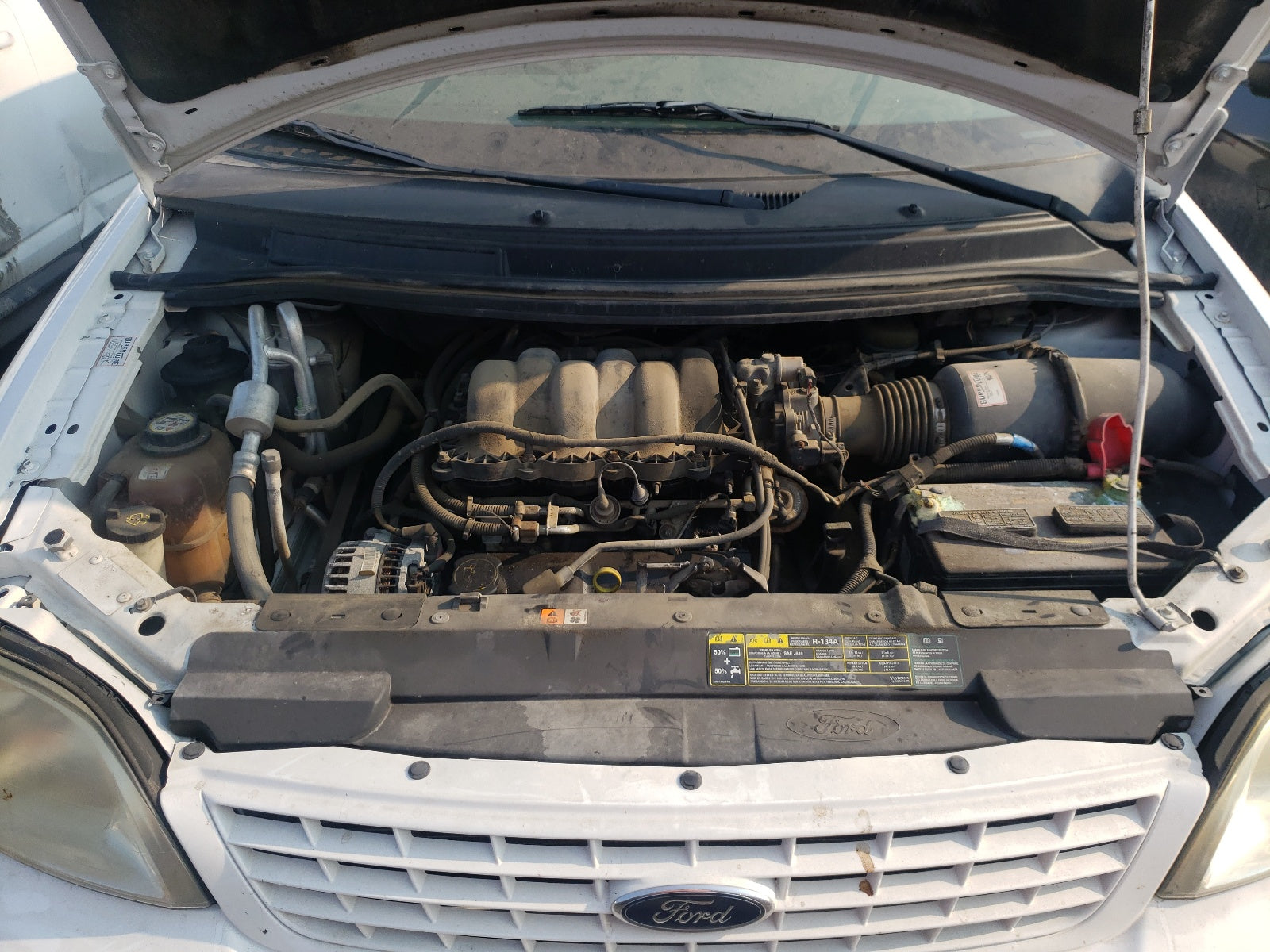 2002 FORD WINDSTAR S - 2FMZA574X2BB85617 — photo 7