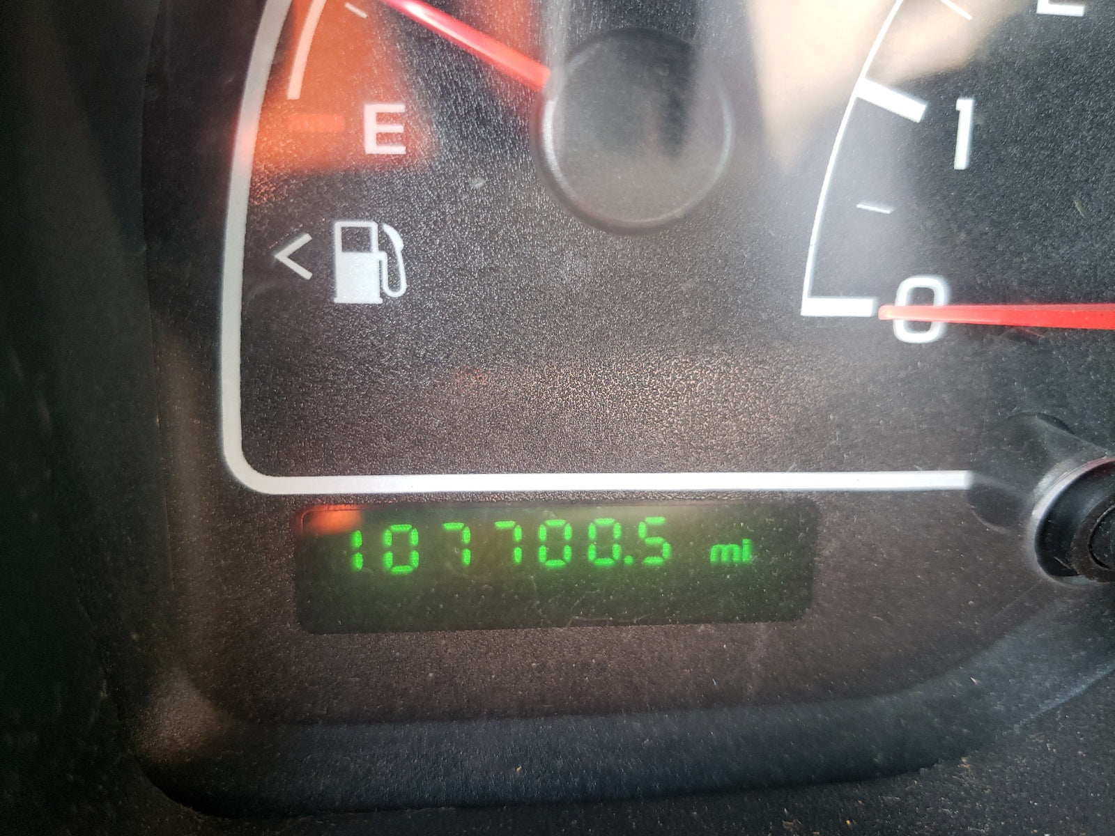 2002 FORD WINDSTAR S - 2FMZA574X2BB85617 — photo 8