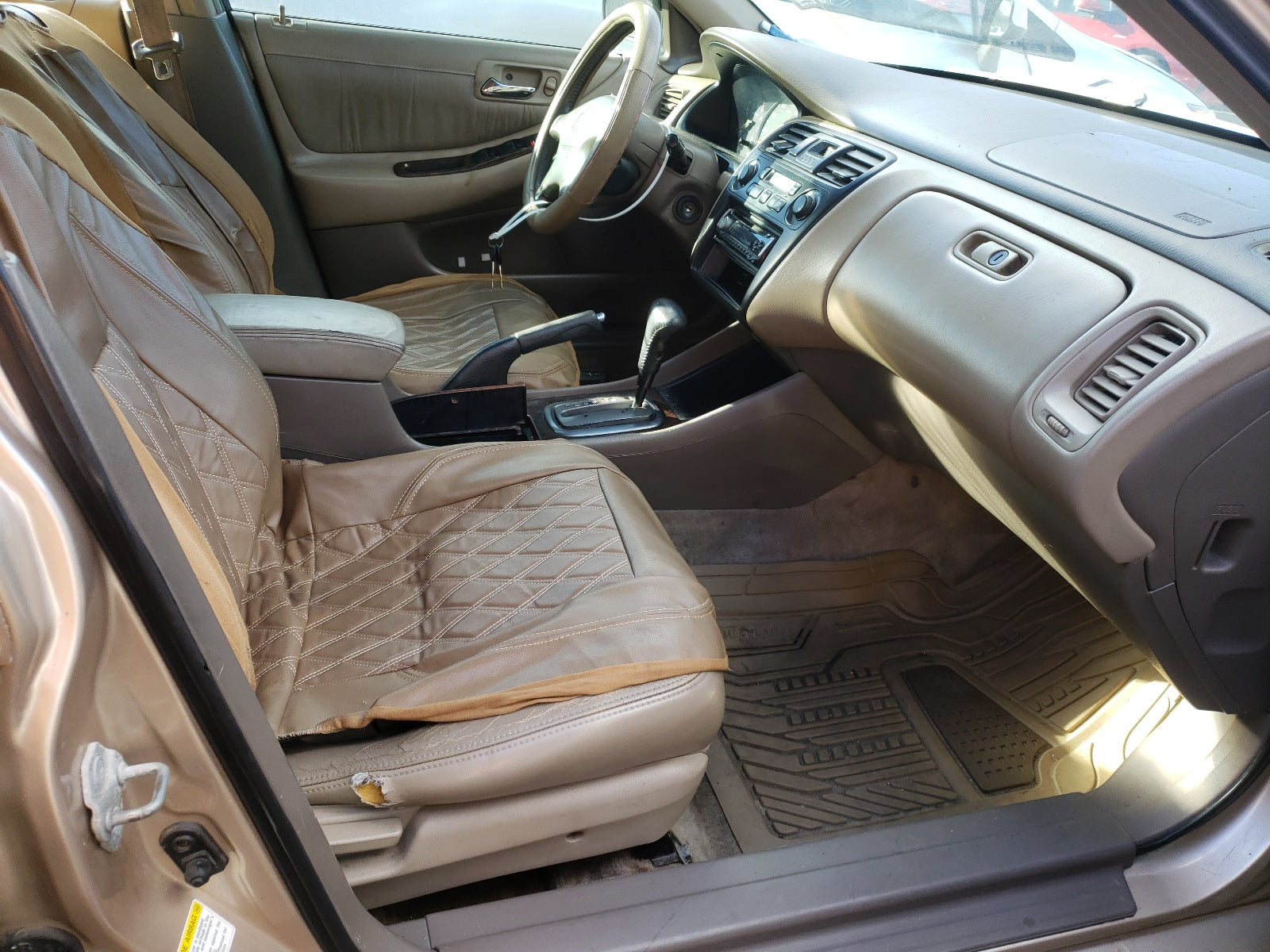 2002 HONDA ACCORD EX - 1HGCG165X2A037914 — photo 5