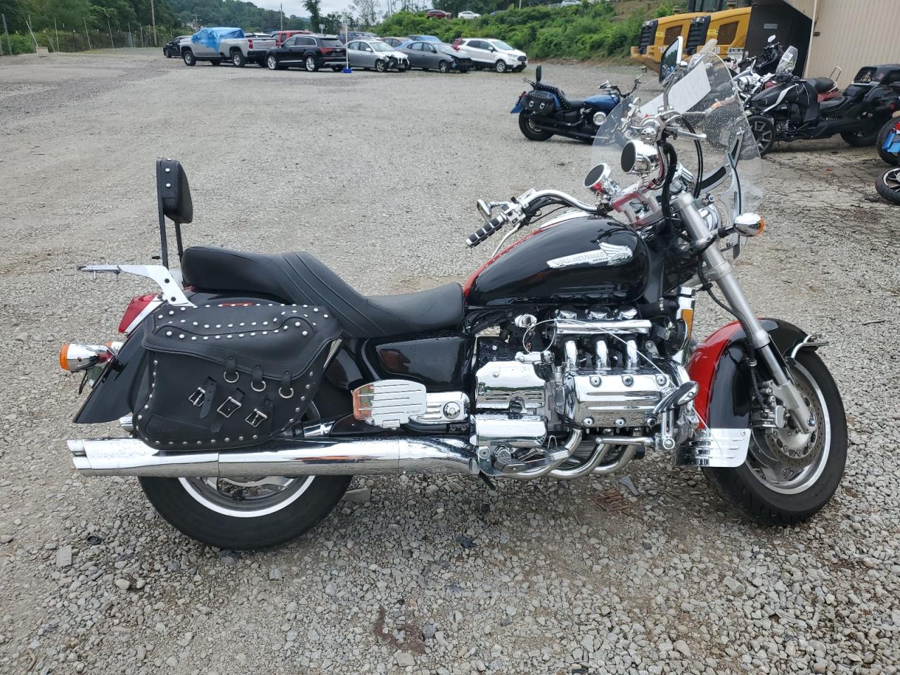 2002 HONDA GL1500 CD - 1HFSC34612A500171 — photo 1