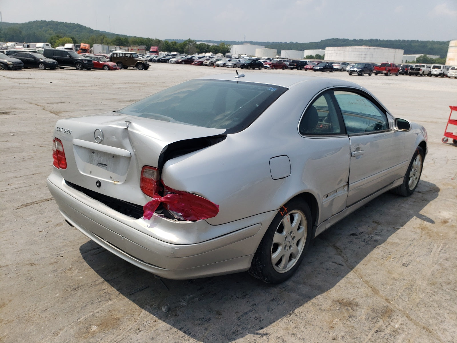 2002 MERCEDES-BENZ CLK 320 - WDBLJ65G12F201536 — photo 4