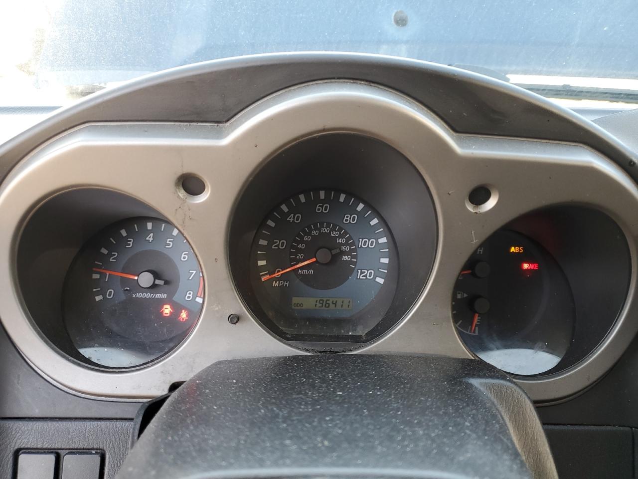 2002 NISSAN FRONTIER C - 1N6MD29Y72C365364 — photo 8