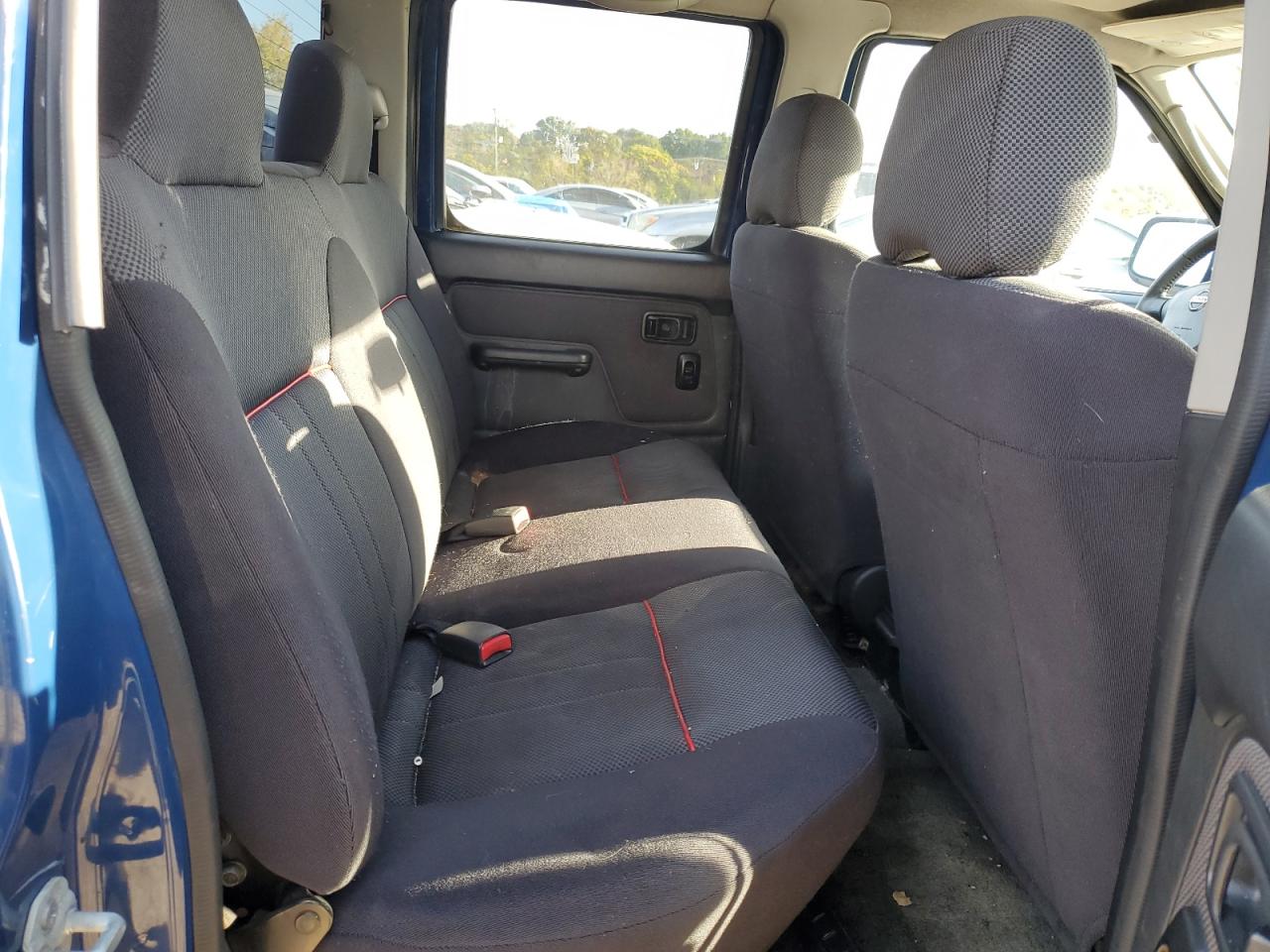2002 NISSAN FRONTIER C - 1N6MD29Y72C365364 — photo 9