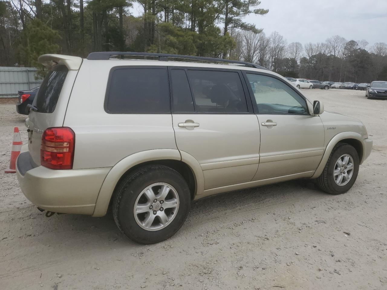 2002 TOYOTA HIGHLANDER - JTEGF21A120052106 — photo 3