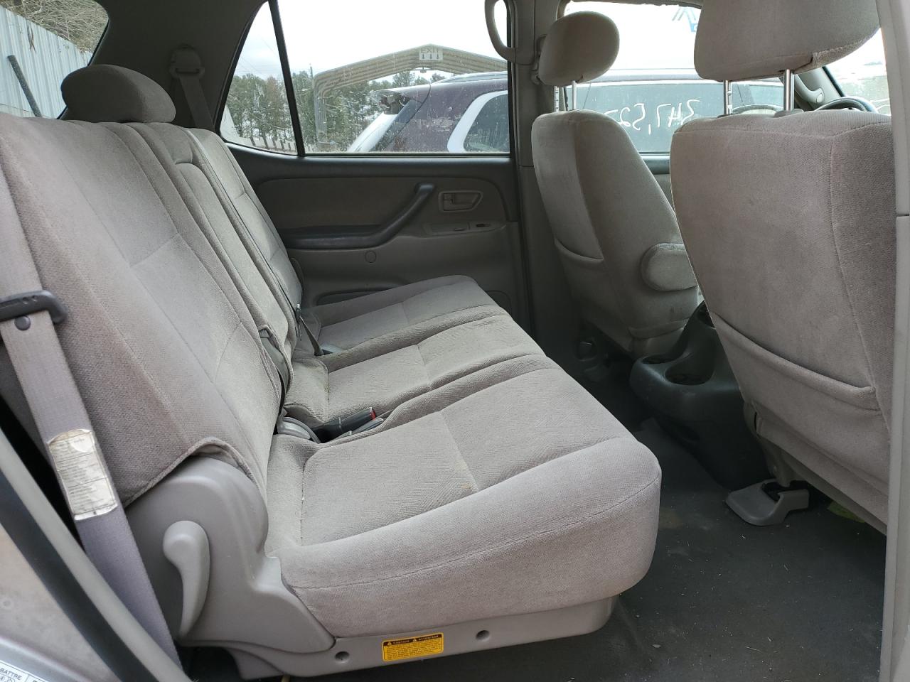 2002 TOYOTA SEQUOIA - 5TDZT34A82S099007 — photo 6