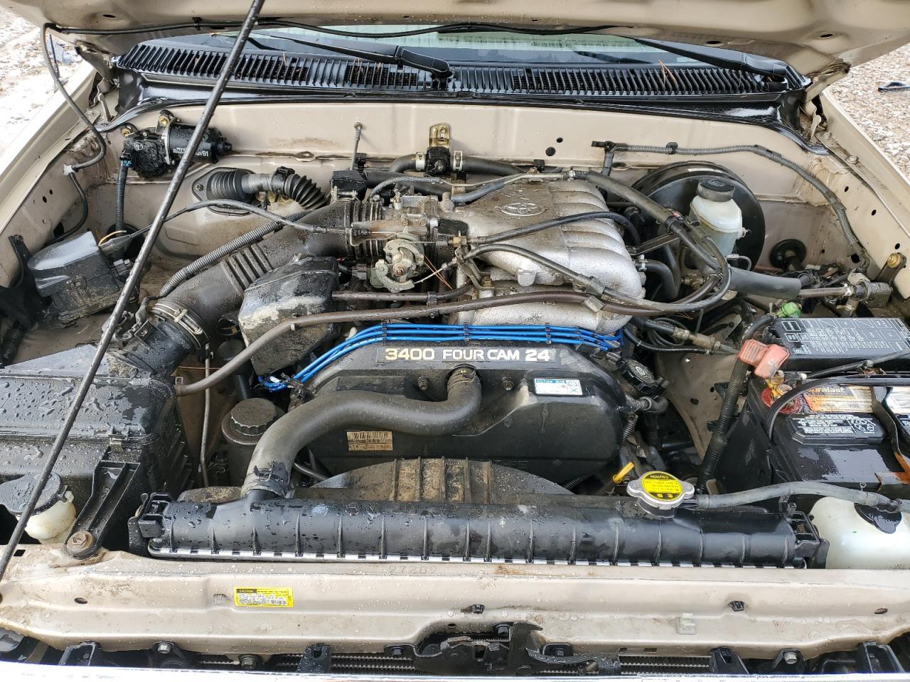 2002 TOYOTA TACOMA XTR - 5TEWN72N32Z017536 — photo 11