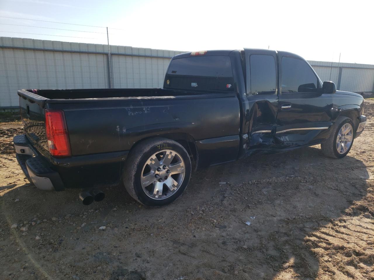 2003 CHEVROLET SILVERADO - 2GCEC19XX31284264 — photo 3
