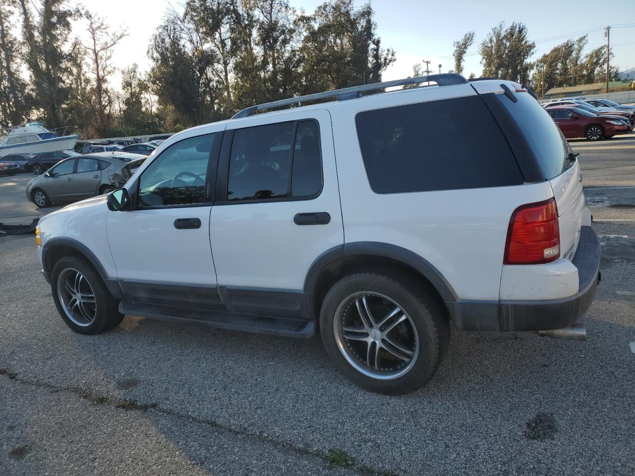 2003 FORD EXPLORER X - 1FMZU73K53ZA81848 — photo 2