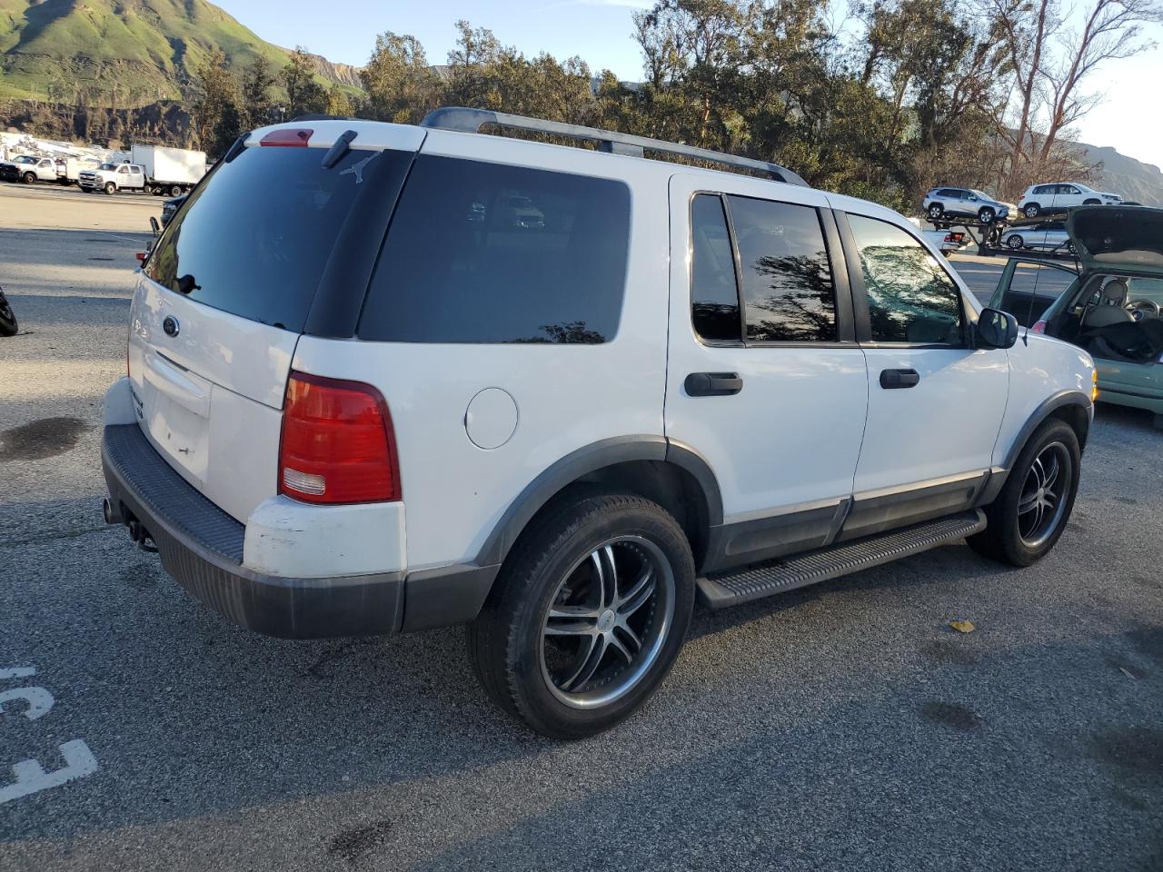 2003 FORD EXPLORER X - 1FMZU73K53ZA81848 — photo 3