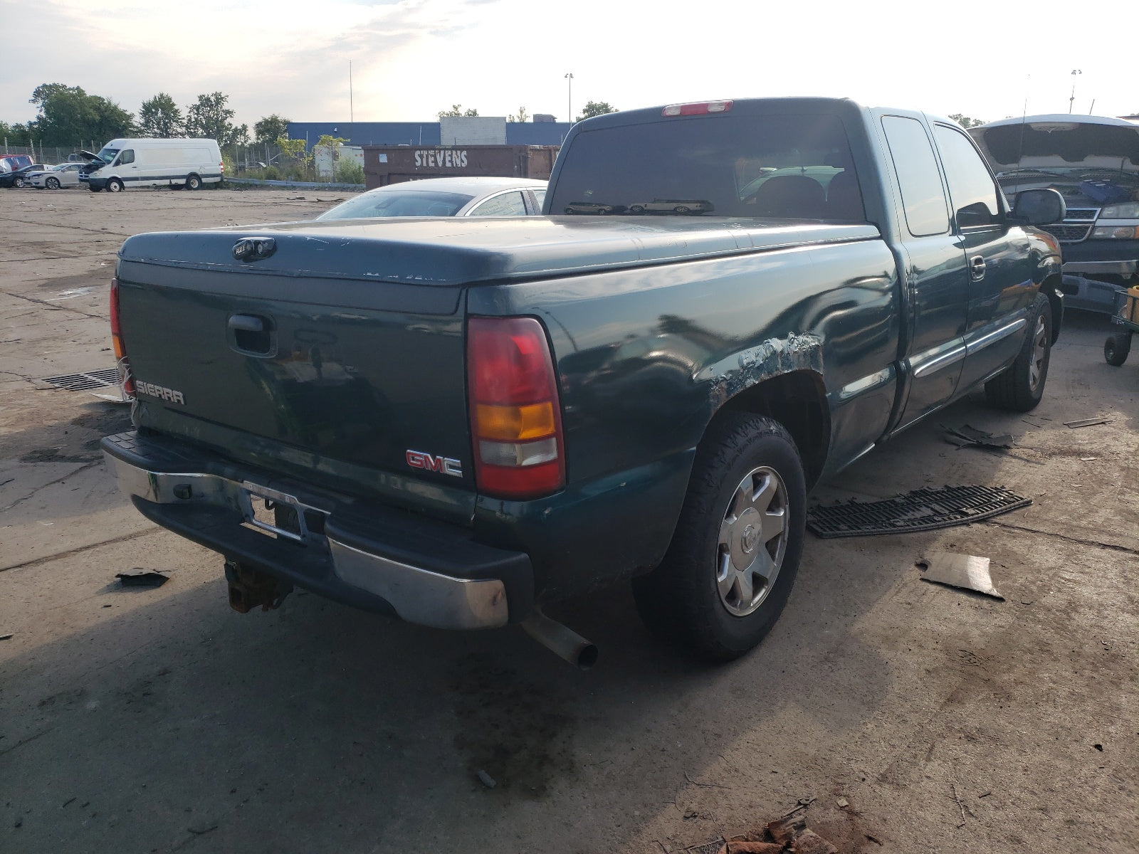 2003 GMC NEW SIERRA - 2GTEC19V231406484 — photo 2