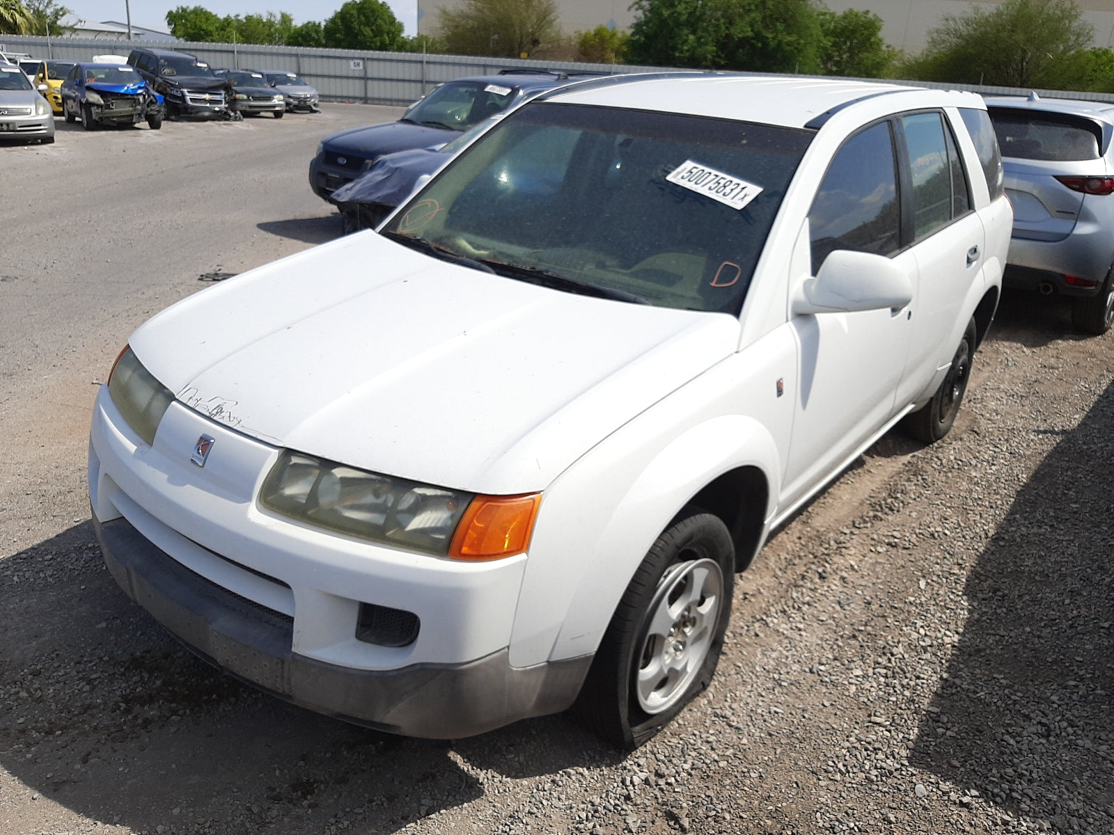 2003 SATURN VUE - 5GZCZ33D73S873061 — photo 2