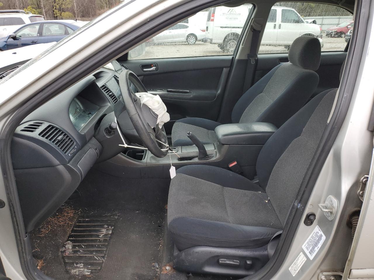 2003 TOYOTA CAMRY LE - 4T1BE32K63U211044 — photo 7