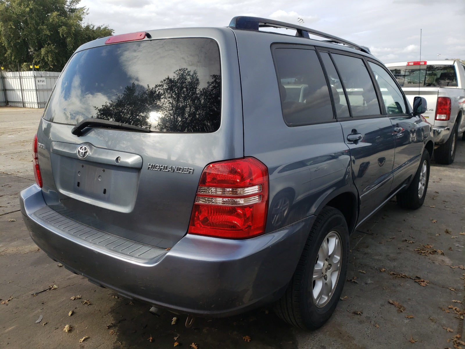 2003 TOYOTA HIGHLANDER - JTEGD21A730049489 — photo 3