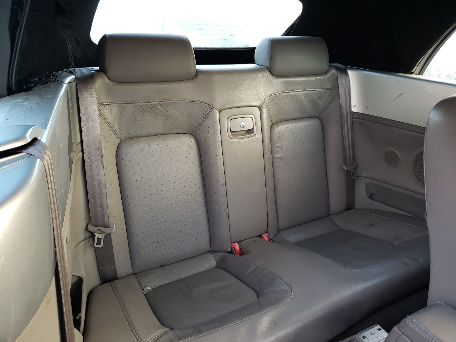 2003 VOLKSWAGEN NEW BEETLE - 3VWDD21Y03M313280 — photo 6