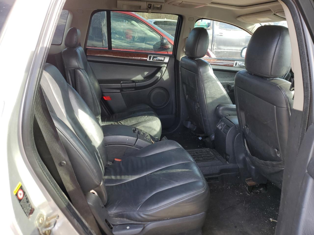 2004 CHRYSLER PACIFICA - 2C8GM68474R520428 — photo 11