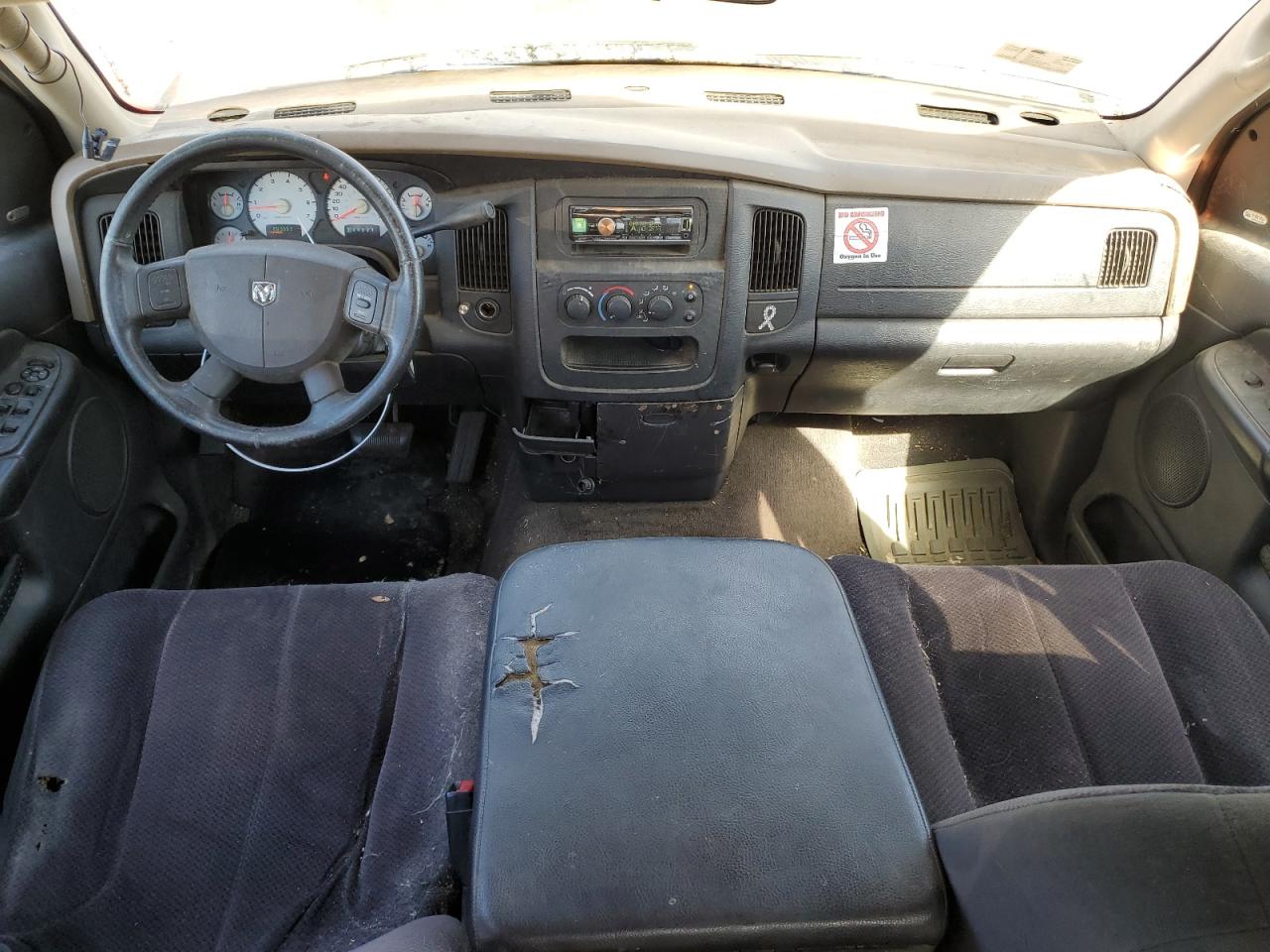 2004 DODGE RAM 1500 S - 1D7HA18N64J109378 — photo 7