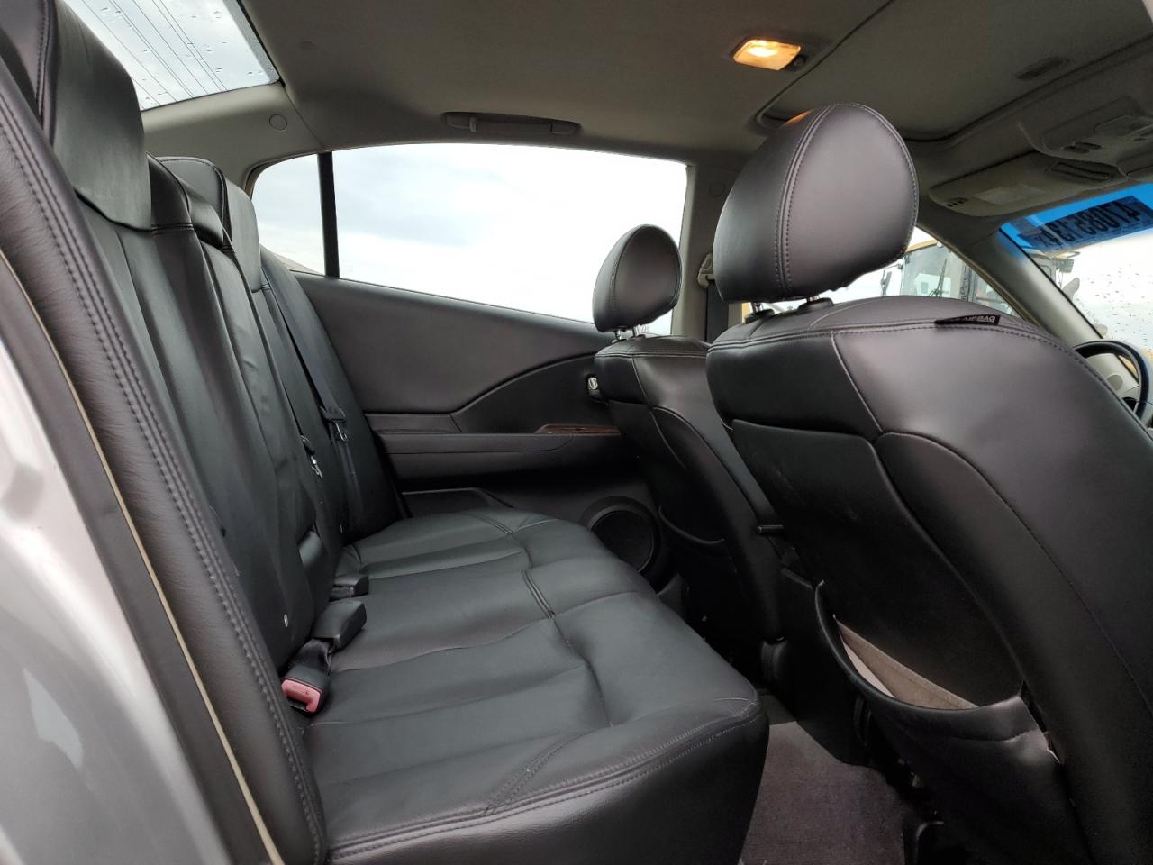 2004 NISSAN ALTIMA BAS - 1N4AL11E74C164013 — photo 8