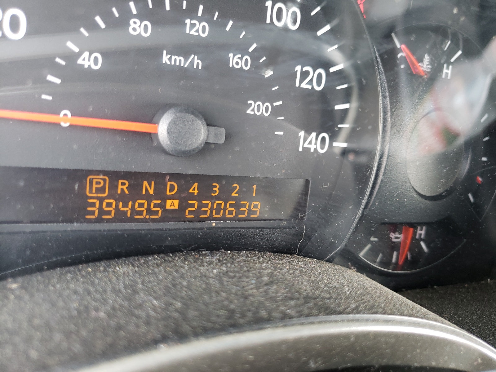 2004 NISSAN ARMADA SE - 5N1AA08A54N716539 — photo 8
