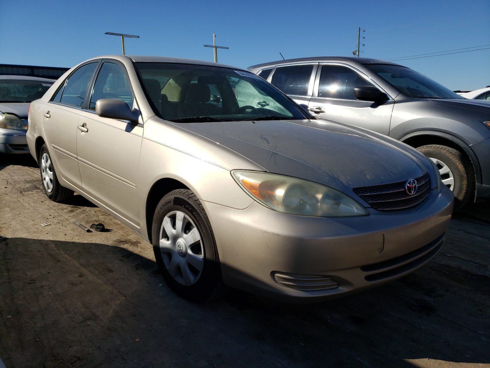 2004 TOYOTA CAMRY LE - 4T1BE32K64U323294 — photo 1