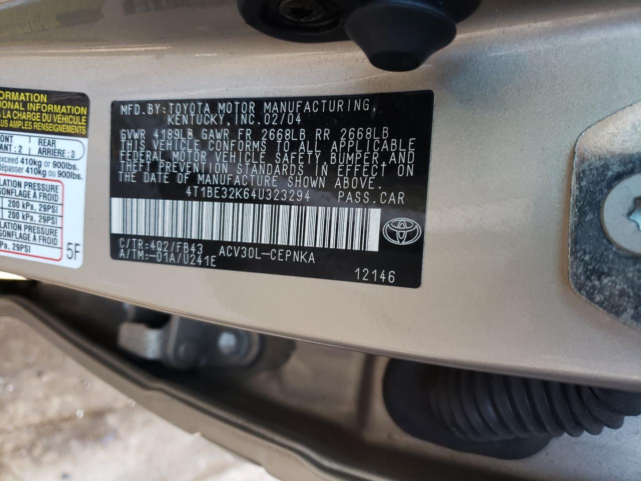 2004 TOYOTA CAMRY LE - 4T1BE32K64U323294 — photo 9