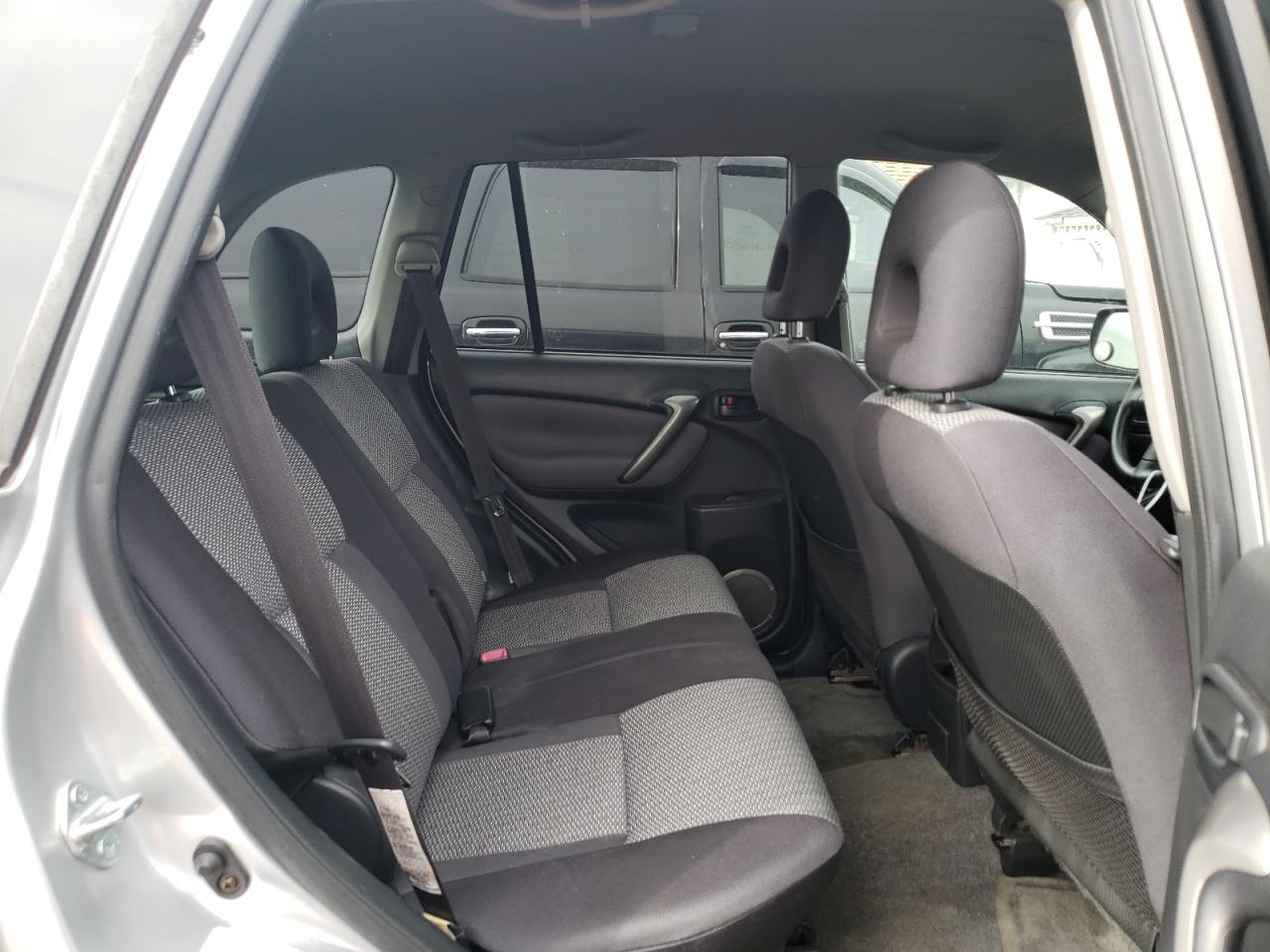 2004 TOYOTA RAV4 - JTEHD20V746016290 — photo 9