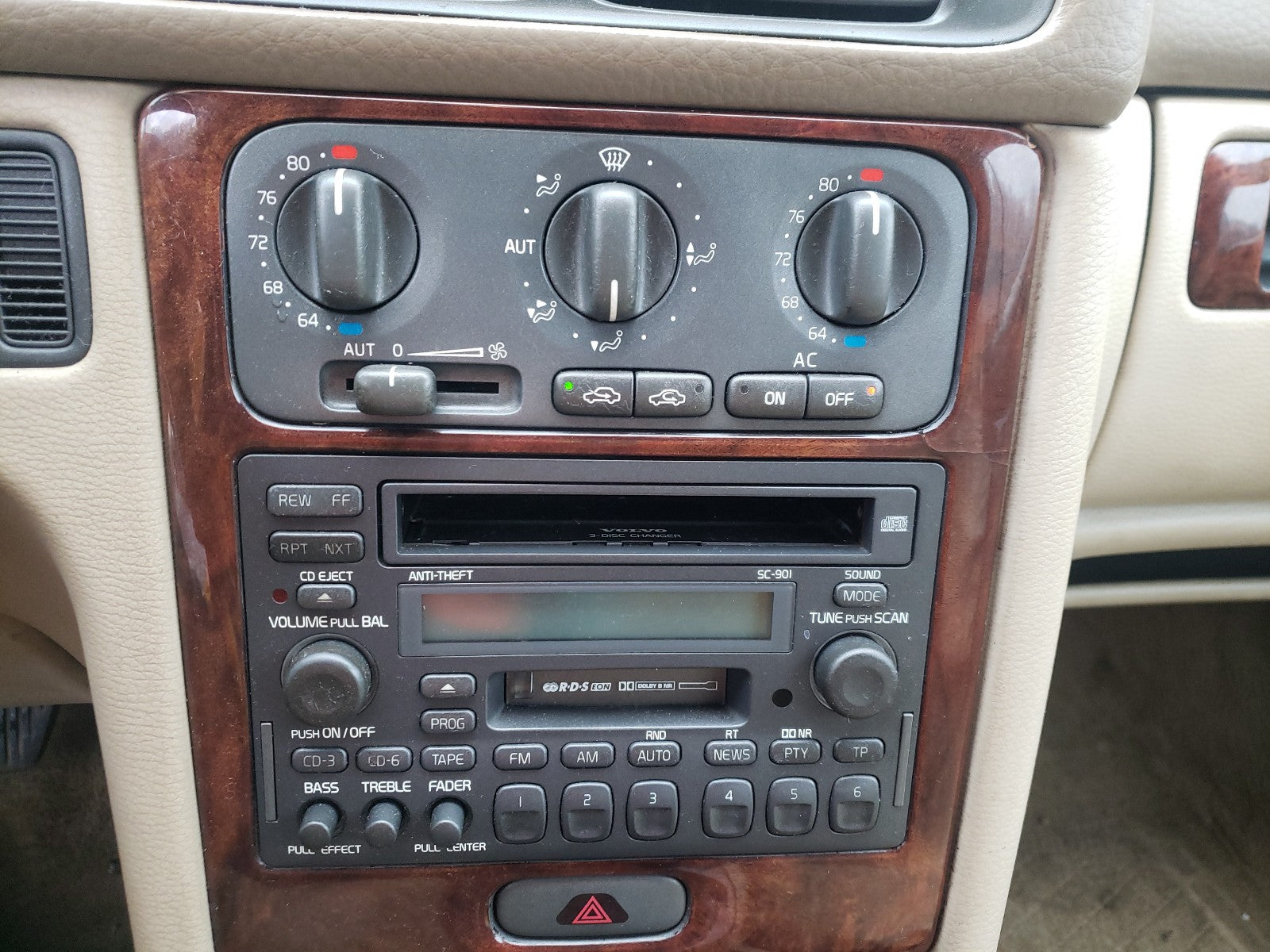 2004 VOLVO C70 LPT - YV1NC63D44J050957 — photo 9