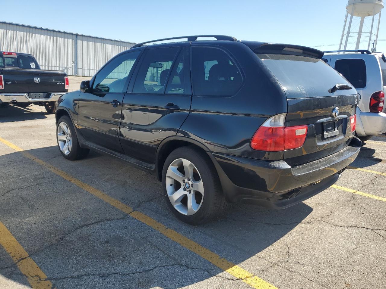 2005 BMW X5 4.4I - 5UXFB53515LV16140 — photo 2