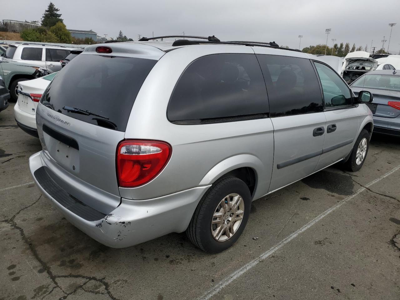 2005 DODGE GRAND CARA - 1D4GP24R25B351568 — photo 3