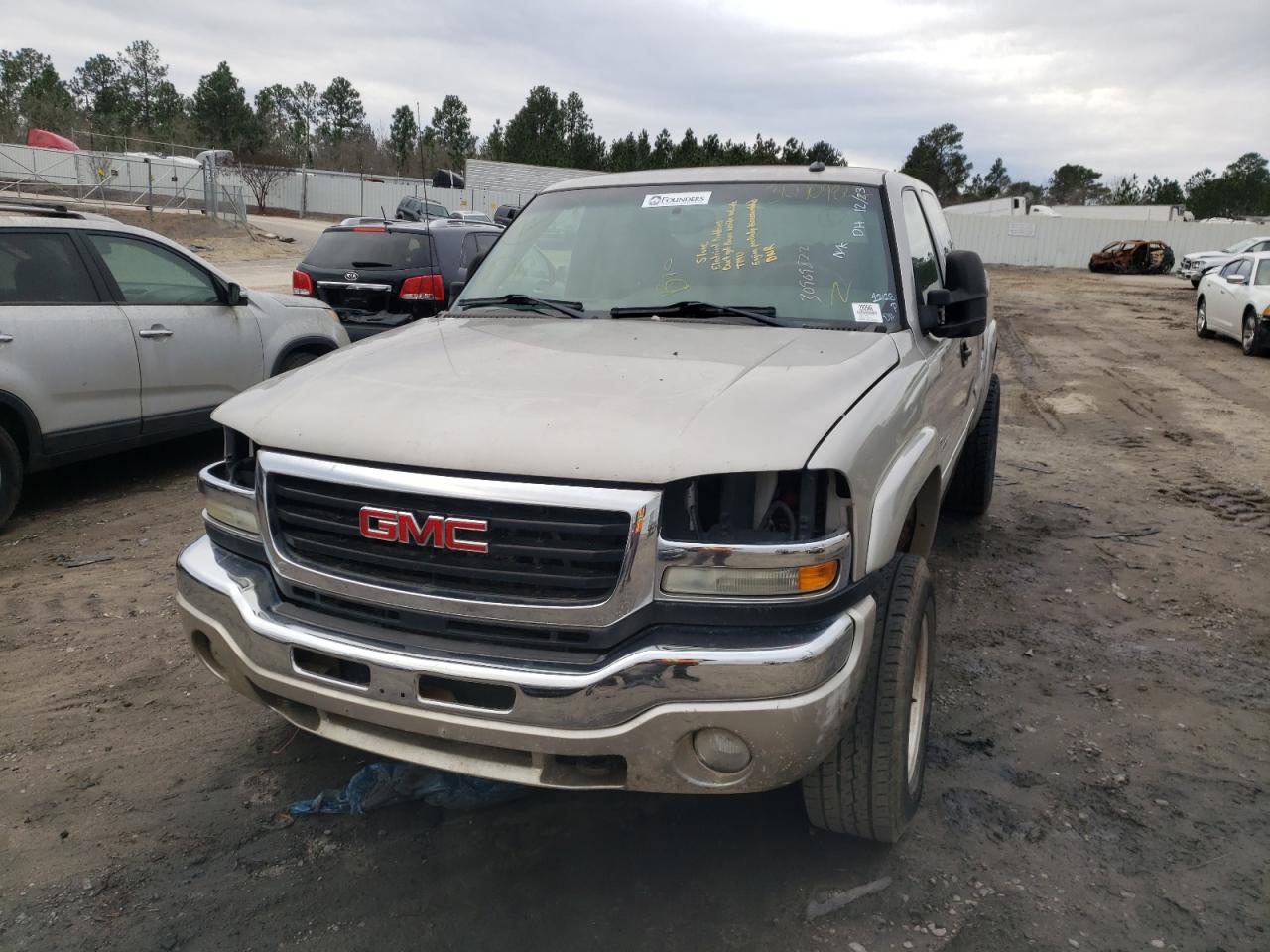 2005 GMC SIERRA K25 - 1GTHK29285E224396 — photo 2