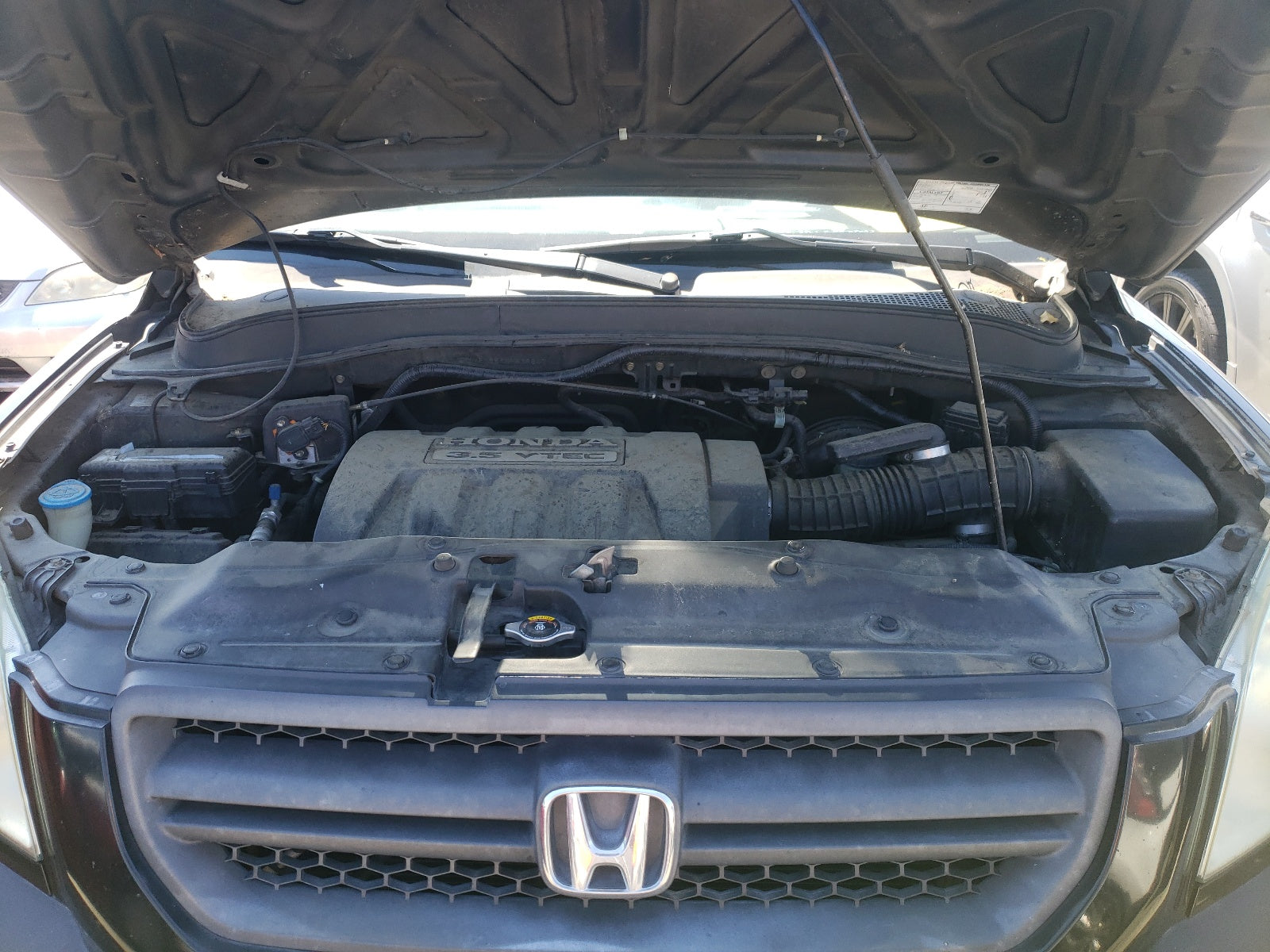 2005 HONDA PILOT - 2HKYF18595H539847 — photo 6