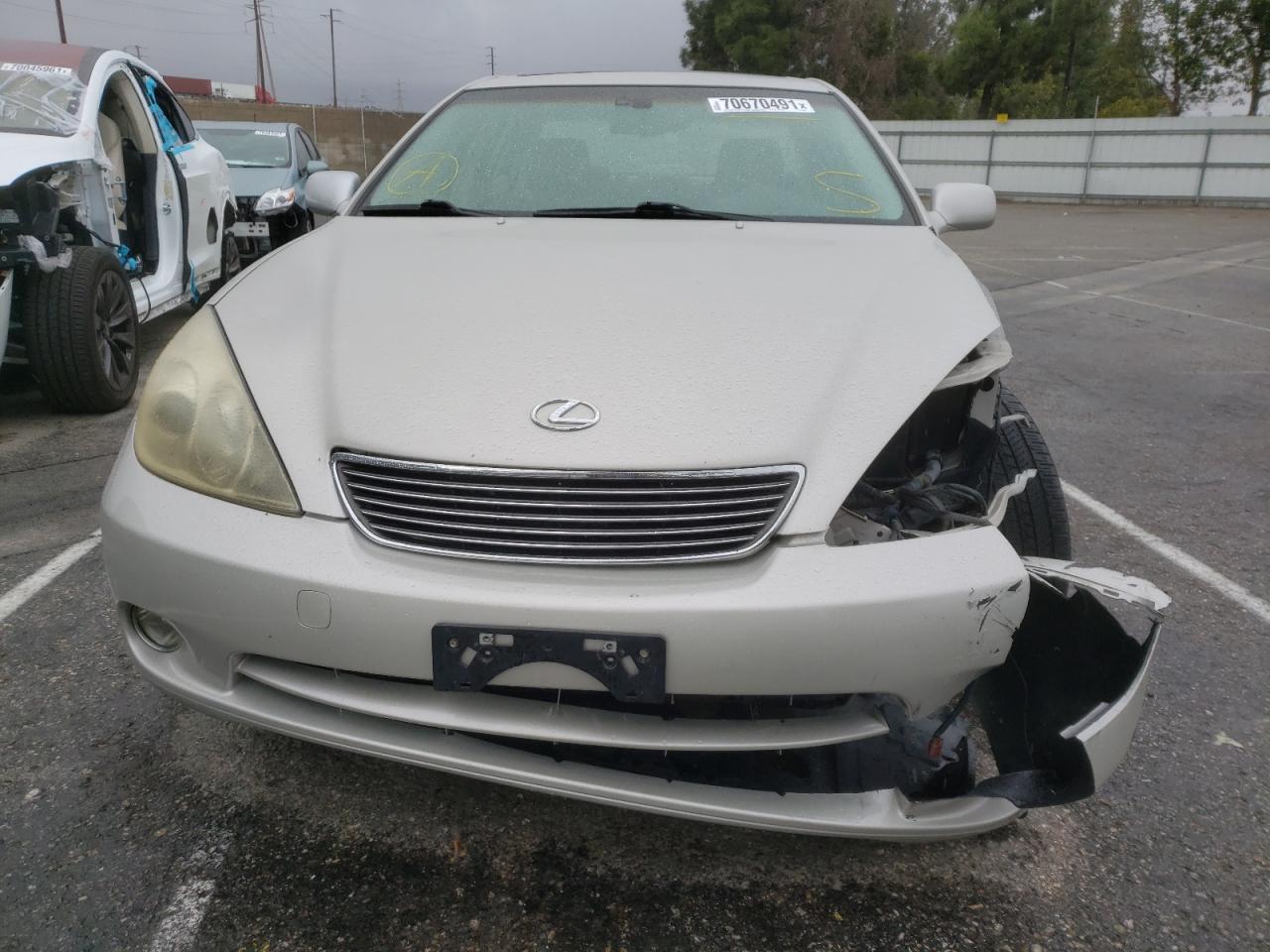 2005 LEXUS ES 330 - JTHBA30GX55063720 — photo 9
