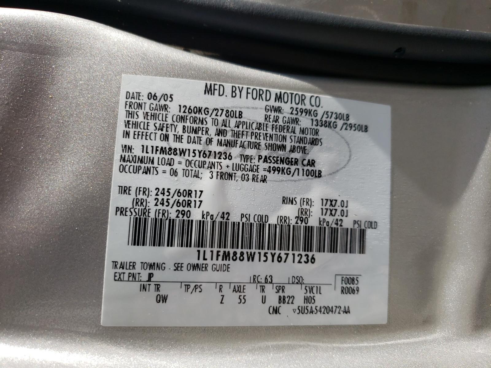 2005 LINCOLN TOWN CAR E - 1L1FM88W15Y671236 — photo 10